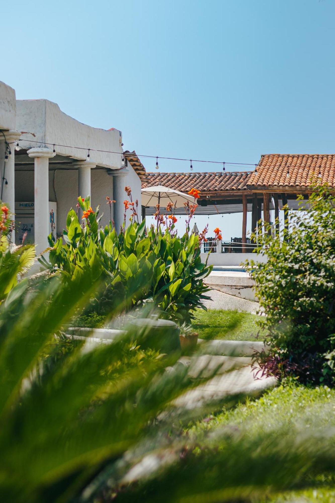 Hotel Tres Santos Troncones Exteriér fotografie